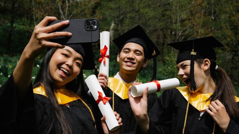 How Long Does a Student Loan Take to Process