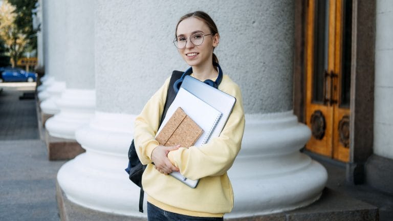 Scholarships for College Freshmen