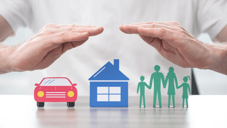 Auto and Home Insurance: The Complete Bundle Guide for Smart Homeowners