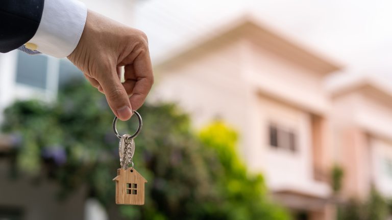 Can You Use a Student Loan For Rent