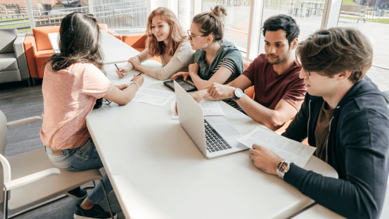 can i use student loans for certificate programs